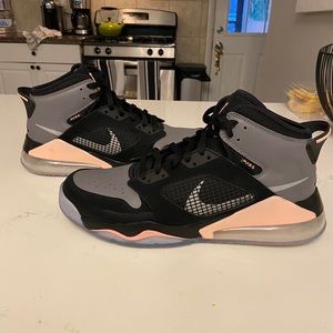 Nike Jordan Mars 270 - Black/Pink. Size 13